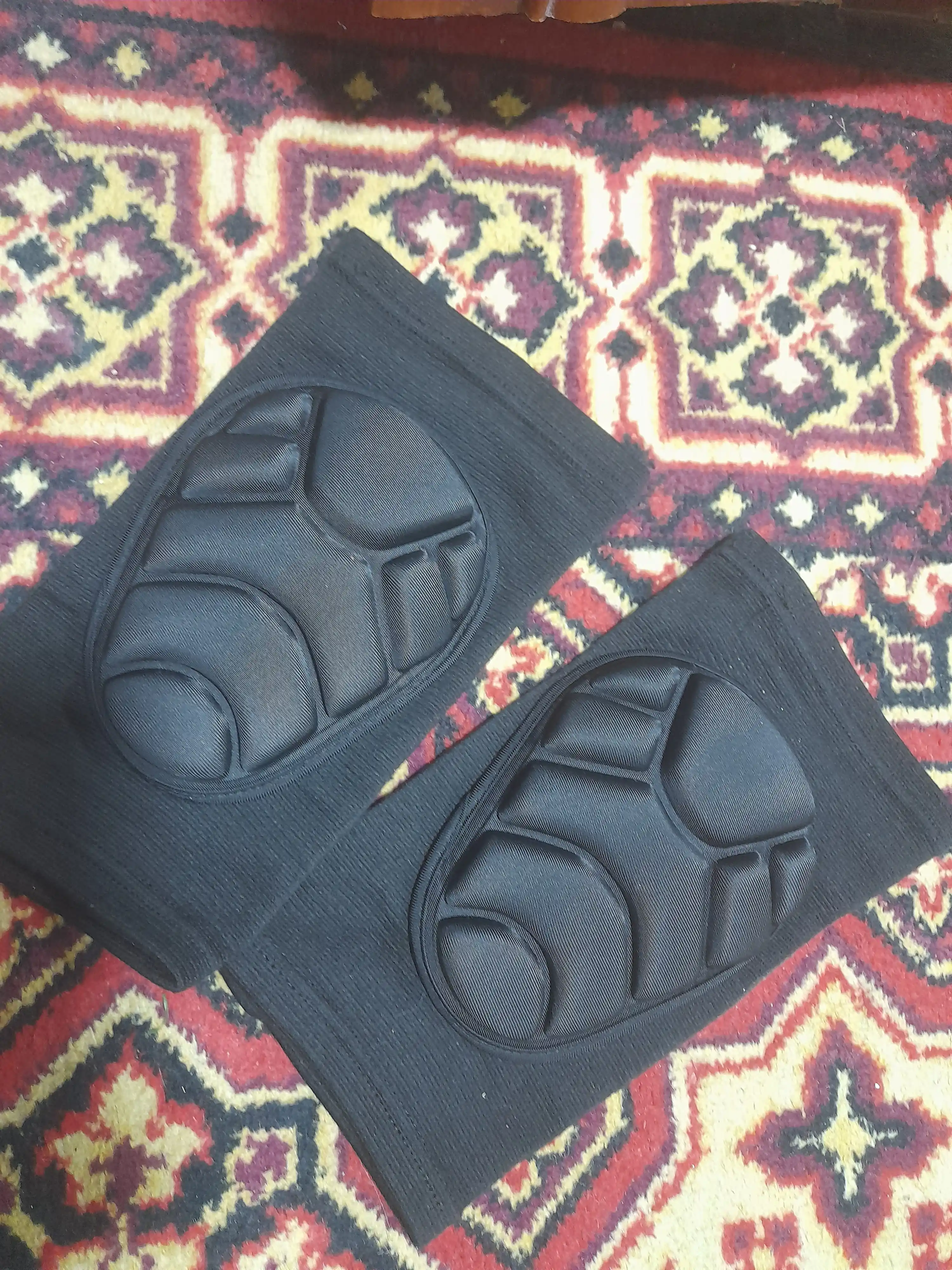 Tizza bo‘g‘imi, sport va raqs uchun tizzabandlar, voleybol, futbol uchun himoya, 2 dona