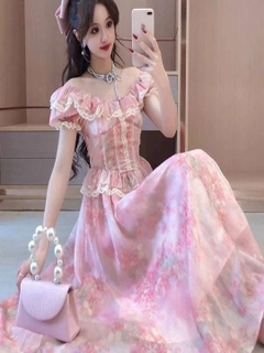Кораллово-розовый