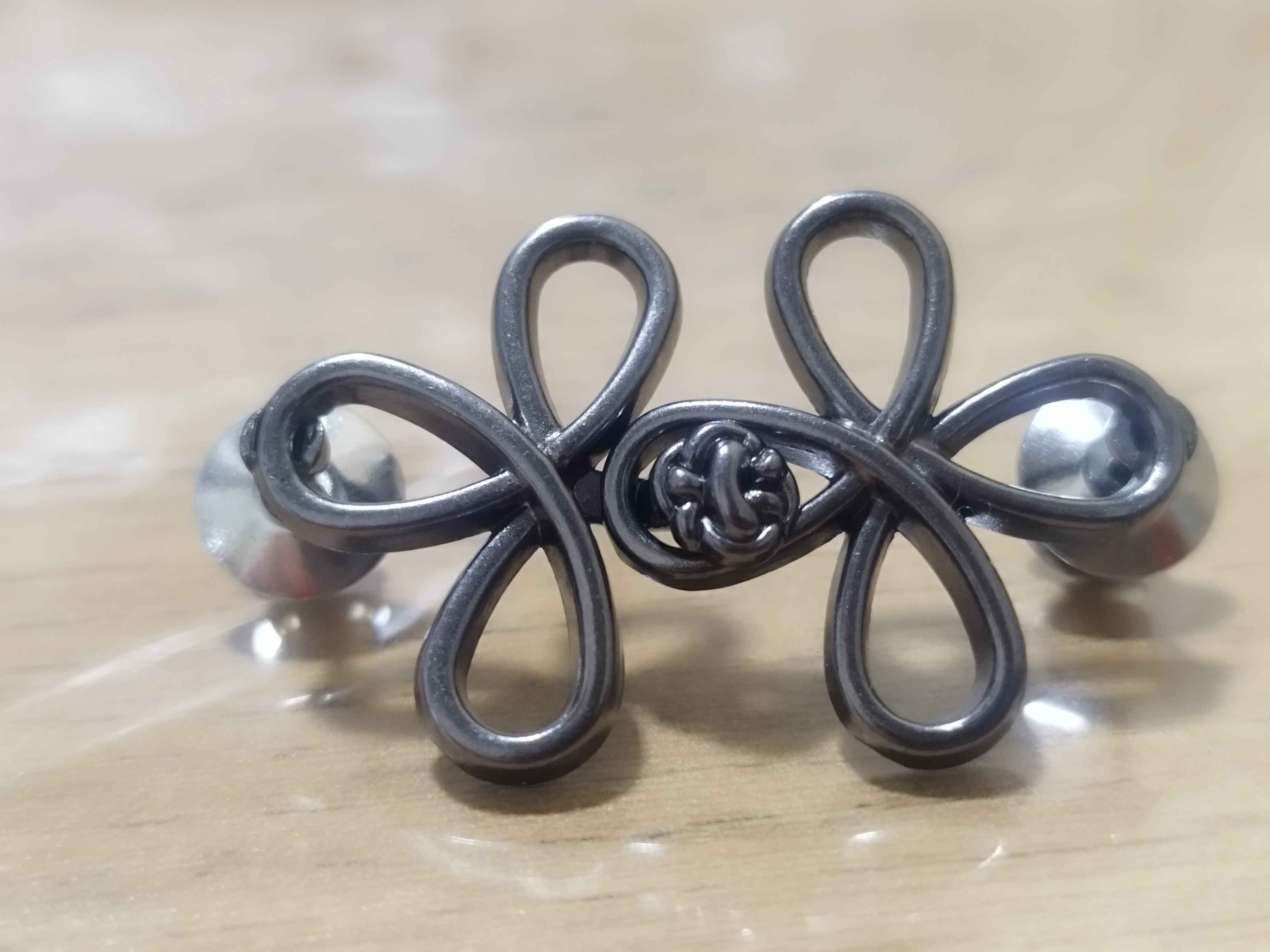 Bel o‘lchamini kichraytirish uchun shimlar uchun qisqich