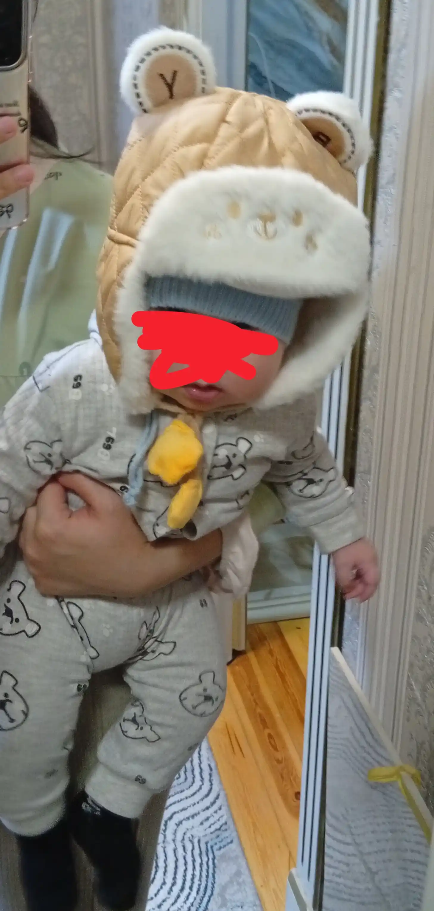 6 oydan 3 yoshgacha bo'lgan bolajonlar uchun qishki issiq shapkalar