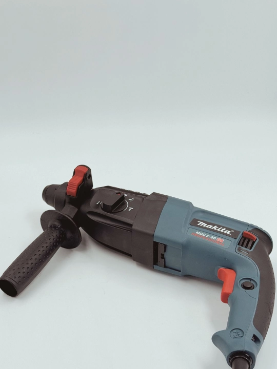 Perforator SDS Plus, 26 mm, 800 Vt, 900 ayl/min, 5 ta bur bilan, kuchli va ishonchli