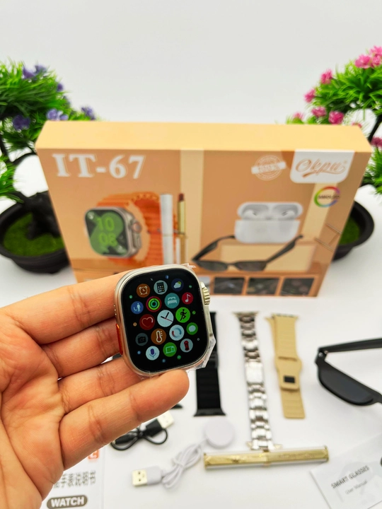 Smart Watch Ultra и Smart Watch 10, наушники Pods 2, ремешки 8–10 штук