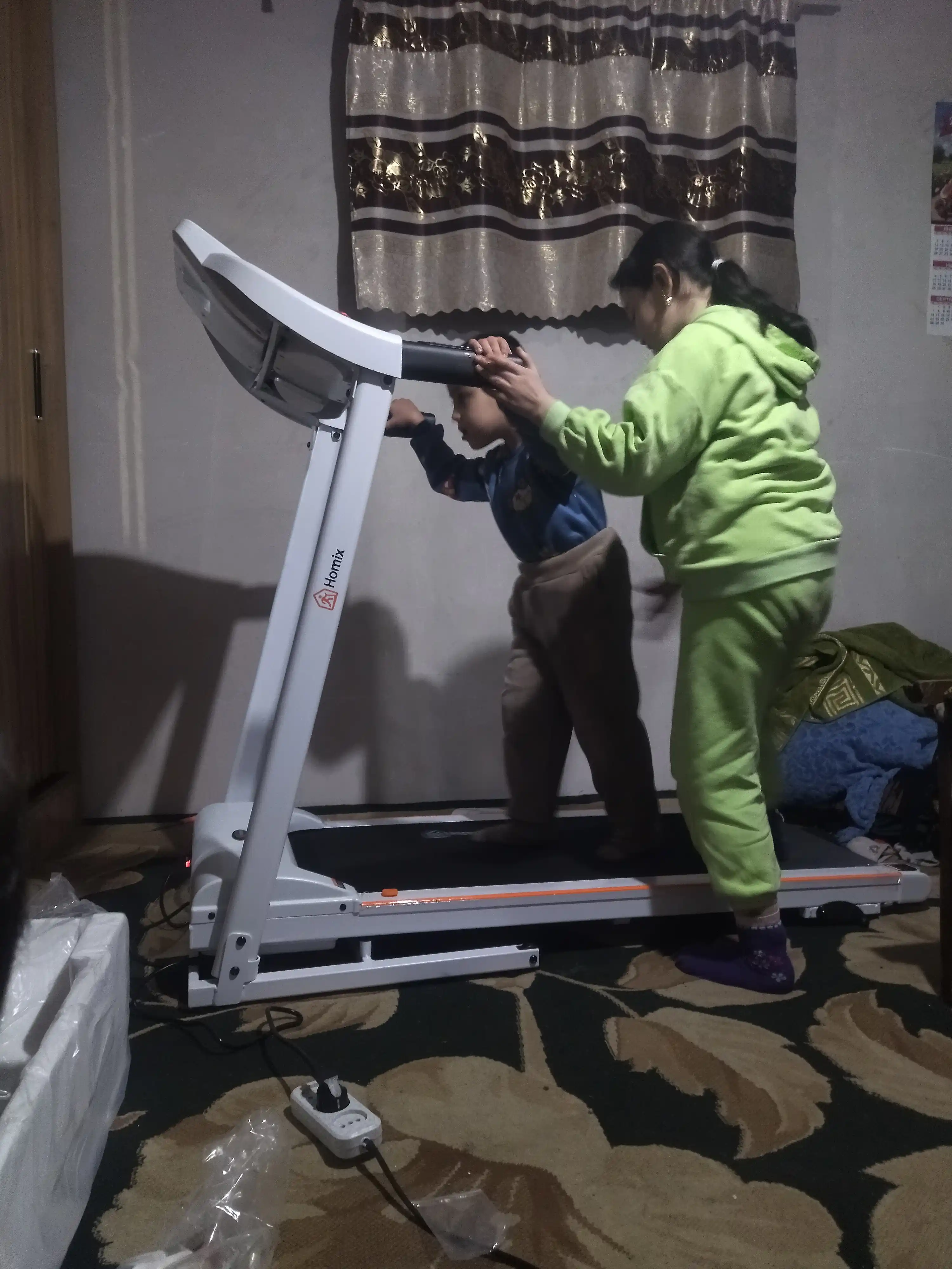 CIAPO CP-9420 yugurish yo‘lagi, ixcham, shovqinsiz, foydalanuvchi vazni 150 kg gacha