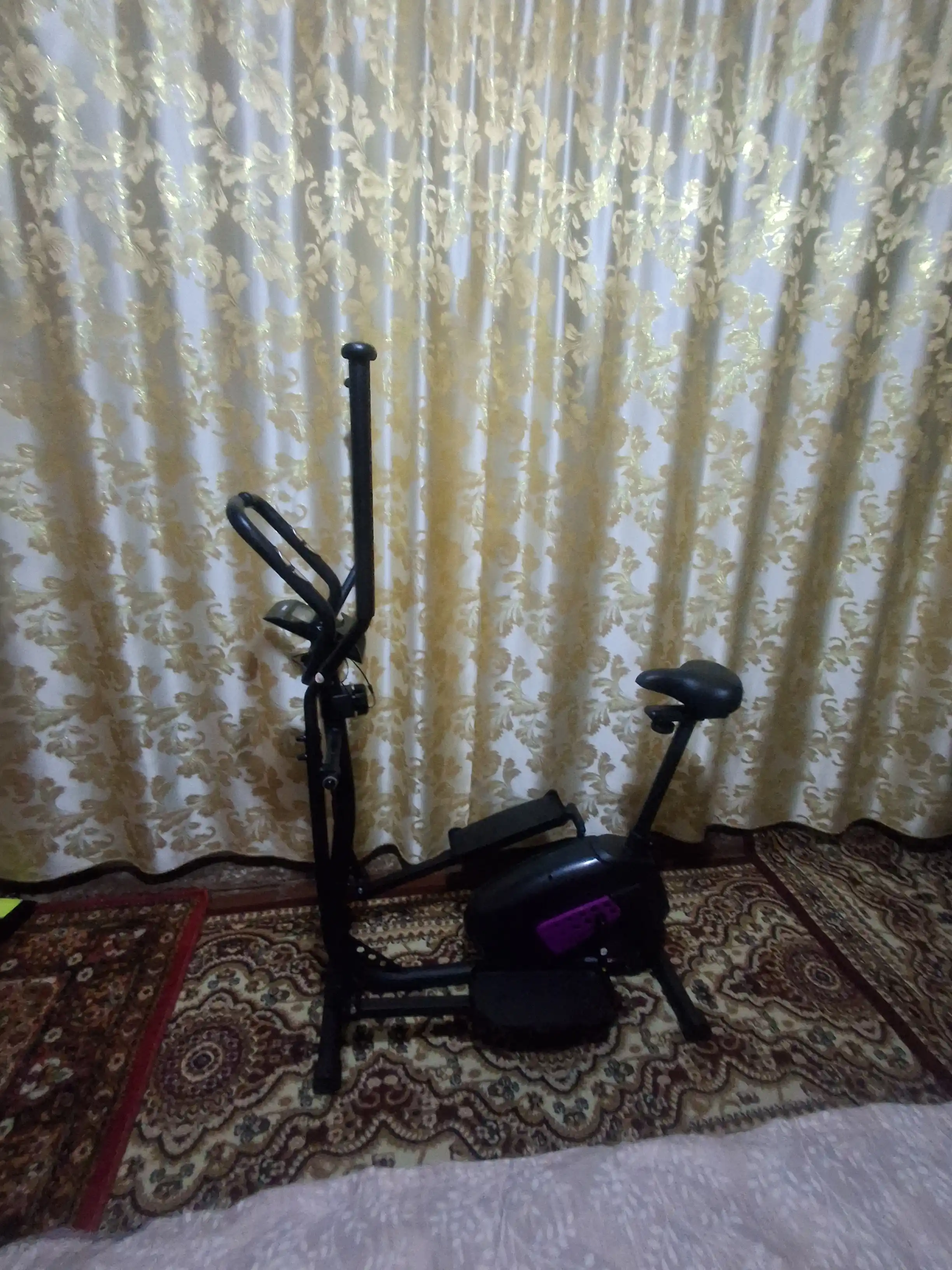 Elliptik trenajor, velo chang'i Dreamfit