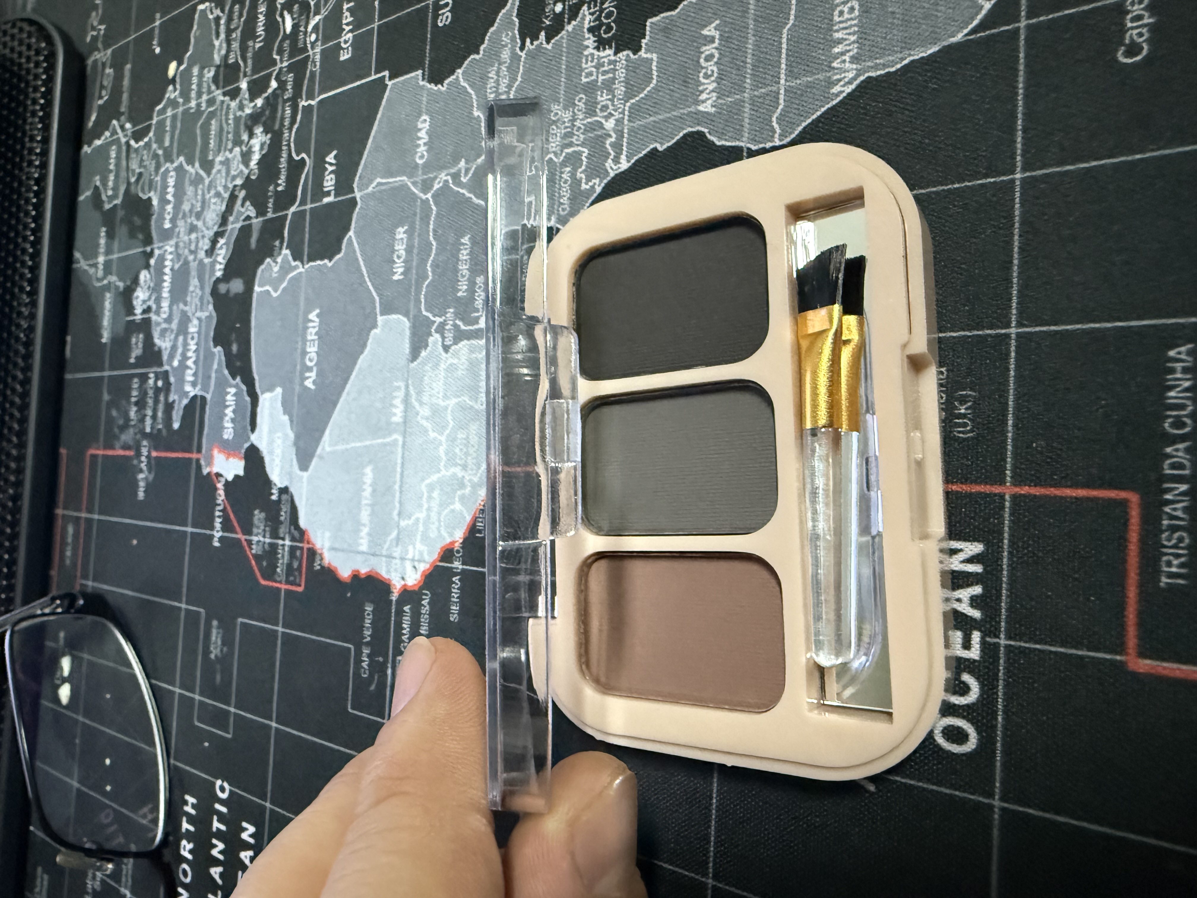 Водостойкая пудра для бровей, MANLEY Beauty Intense, палитра из 3 цветов