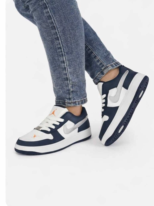Ayollar va qizlar uchun krossovkalar Nike Air Jordan