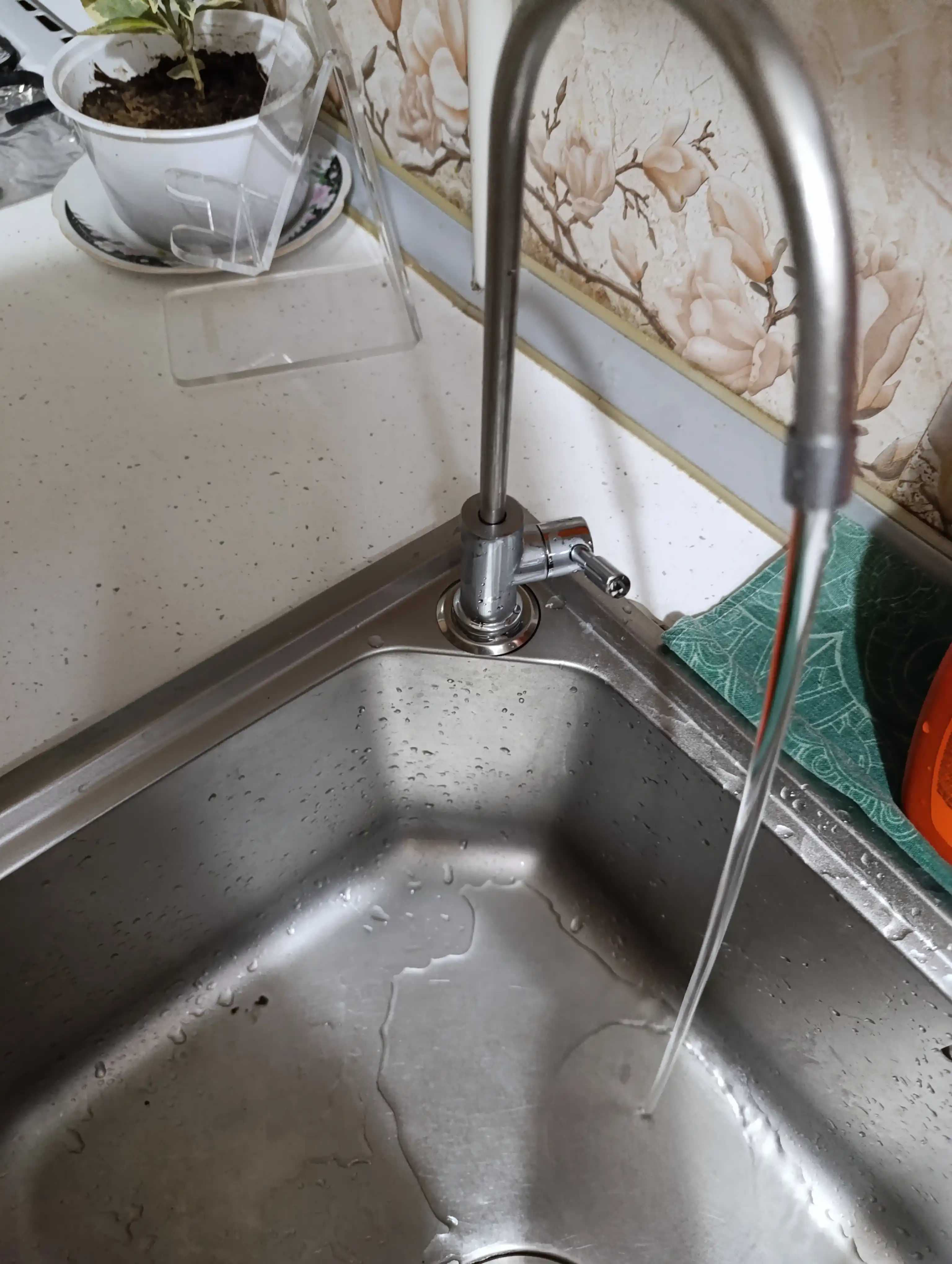 Фильтр для воды от накипи и жесткой воды, с краном Барьер Профи, 3 ступени