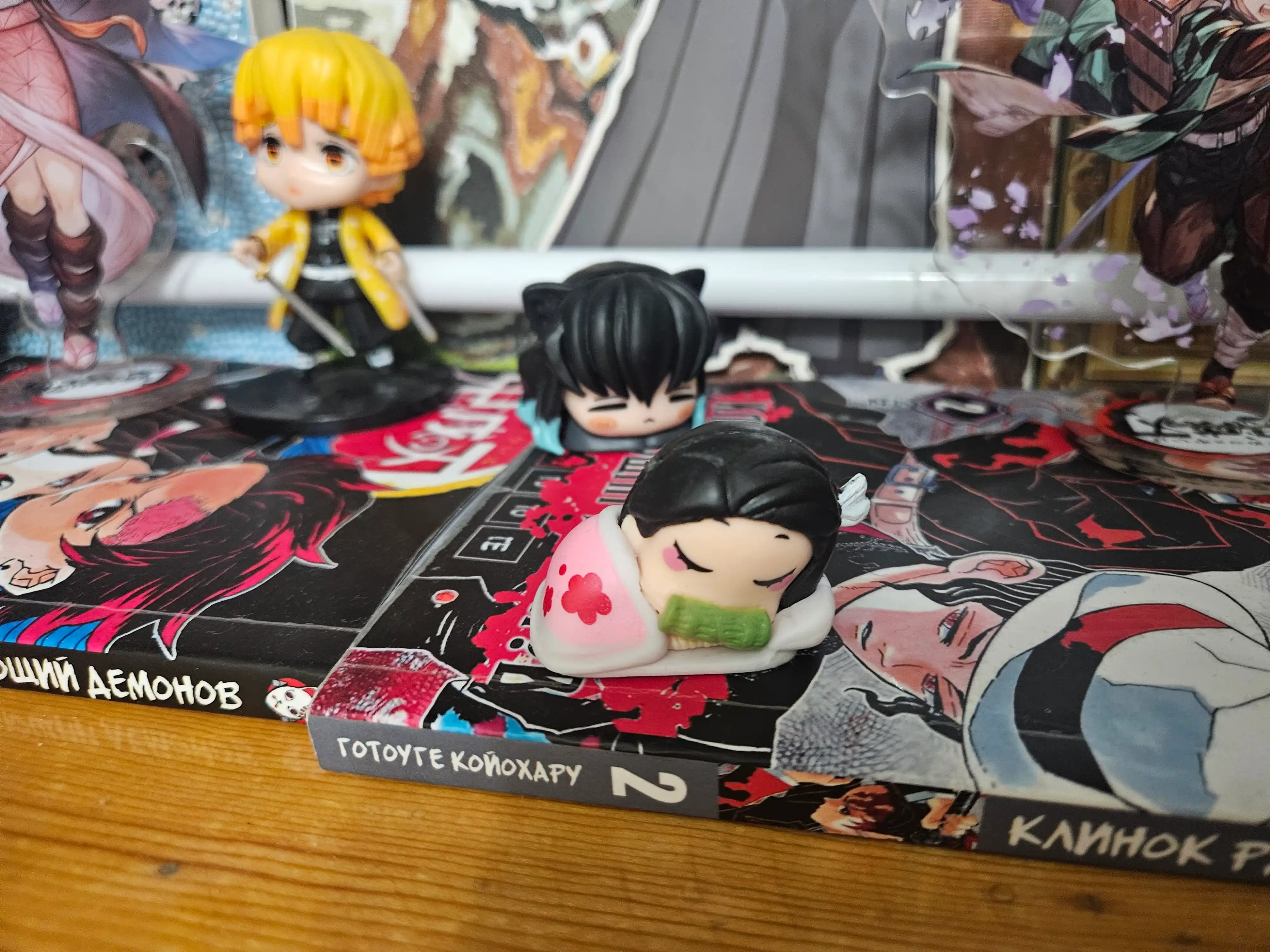 Сюрприз бокс «клинок рассекающий демонов» (demon slayer), коллекция аниме фигурок
