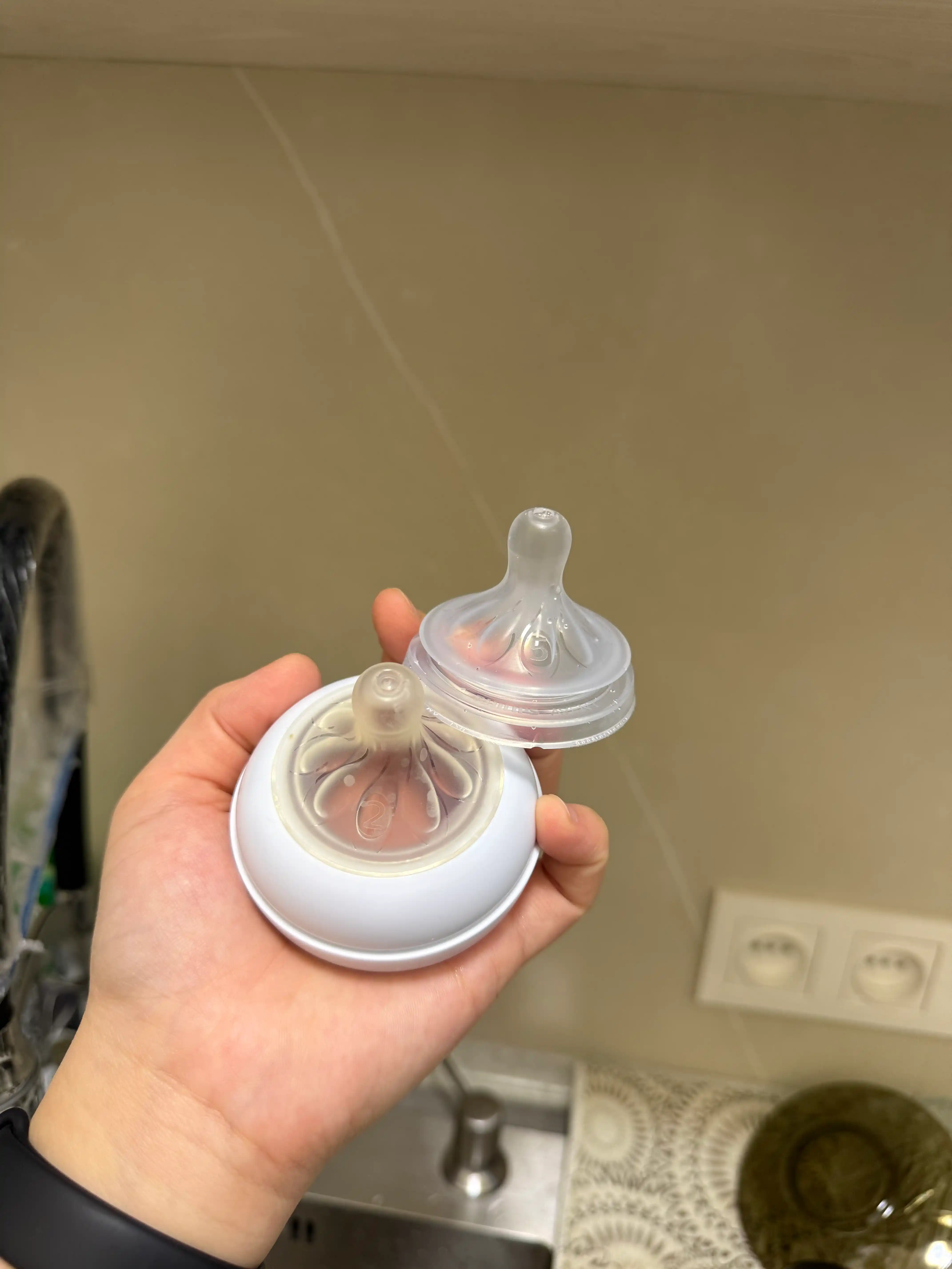 Соска Philips Avent Natural Response, 6+ месяцев, быстрый поток, 2 шт