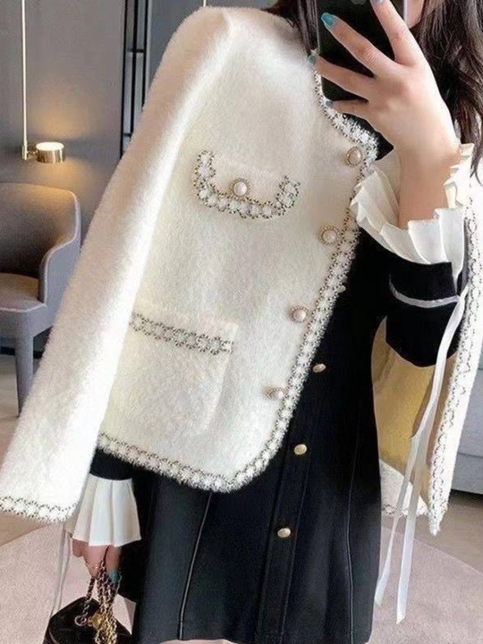 Мягкий, тёплый и изящный классический женский кардиган