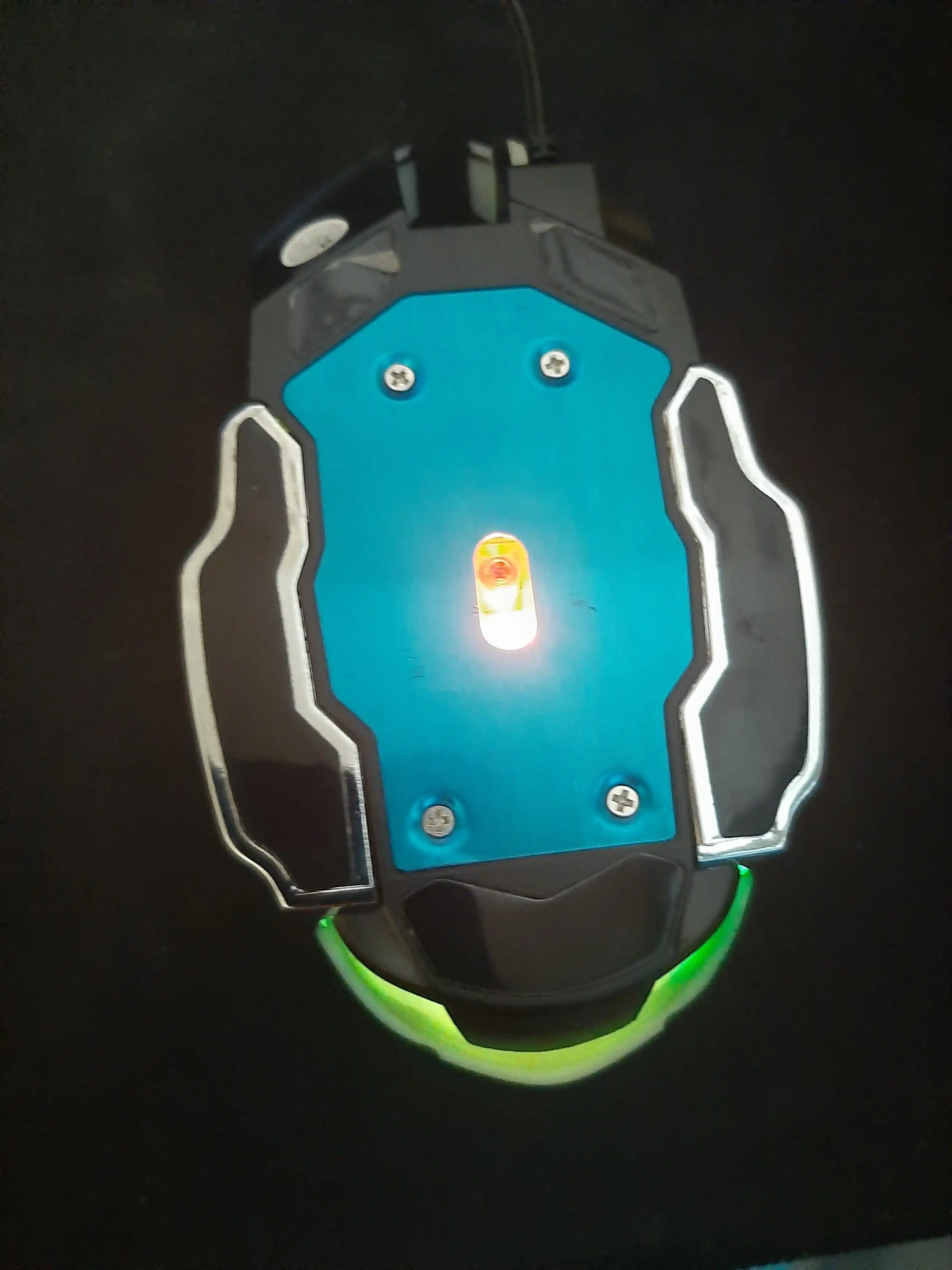 Проводная  игровая мышь GM6,  3200DPI со светодиодом RGB