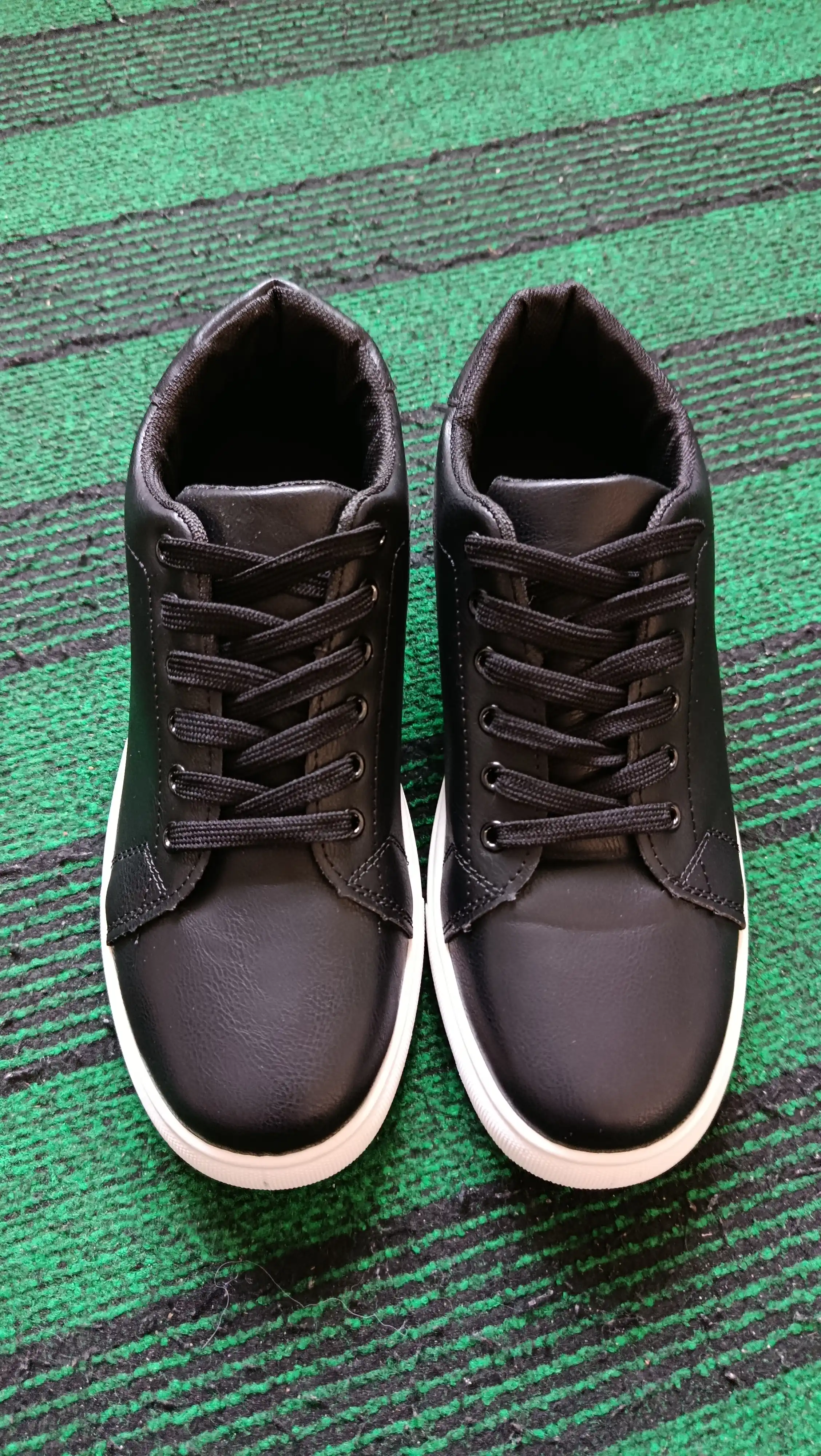 Мужские кроссовки, классические и современные кеды, Sneakers classic low, размеры 39–42