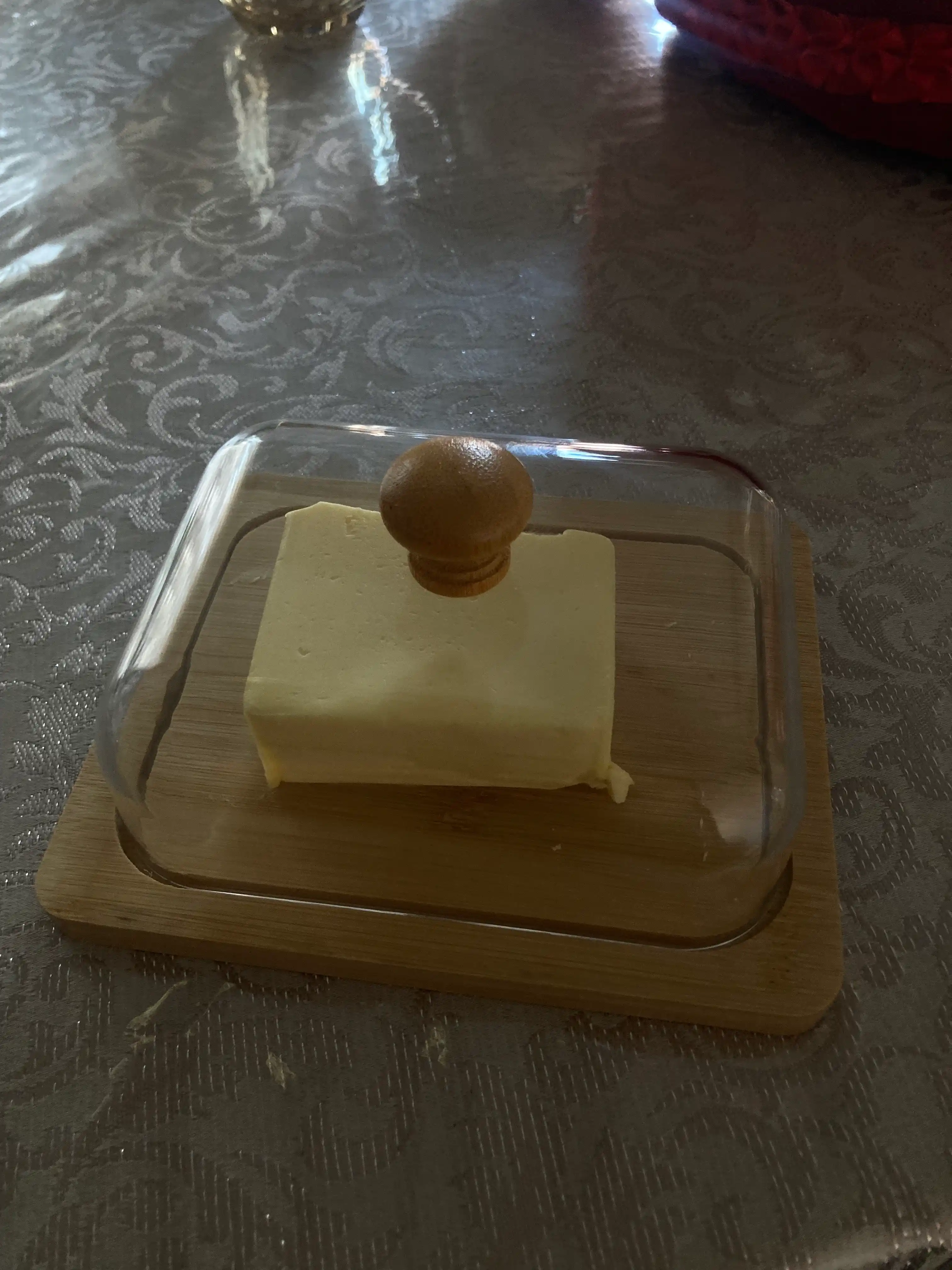 Масленка из бамбука и пластика