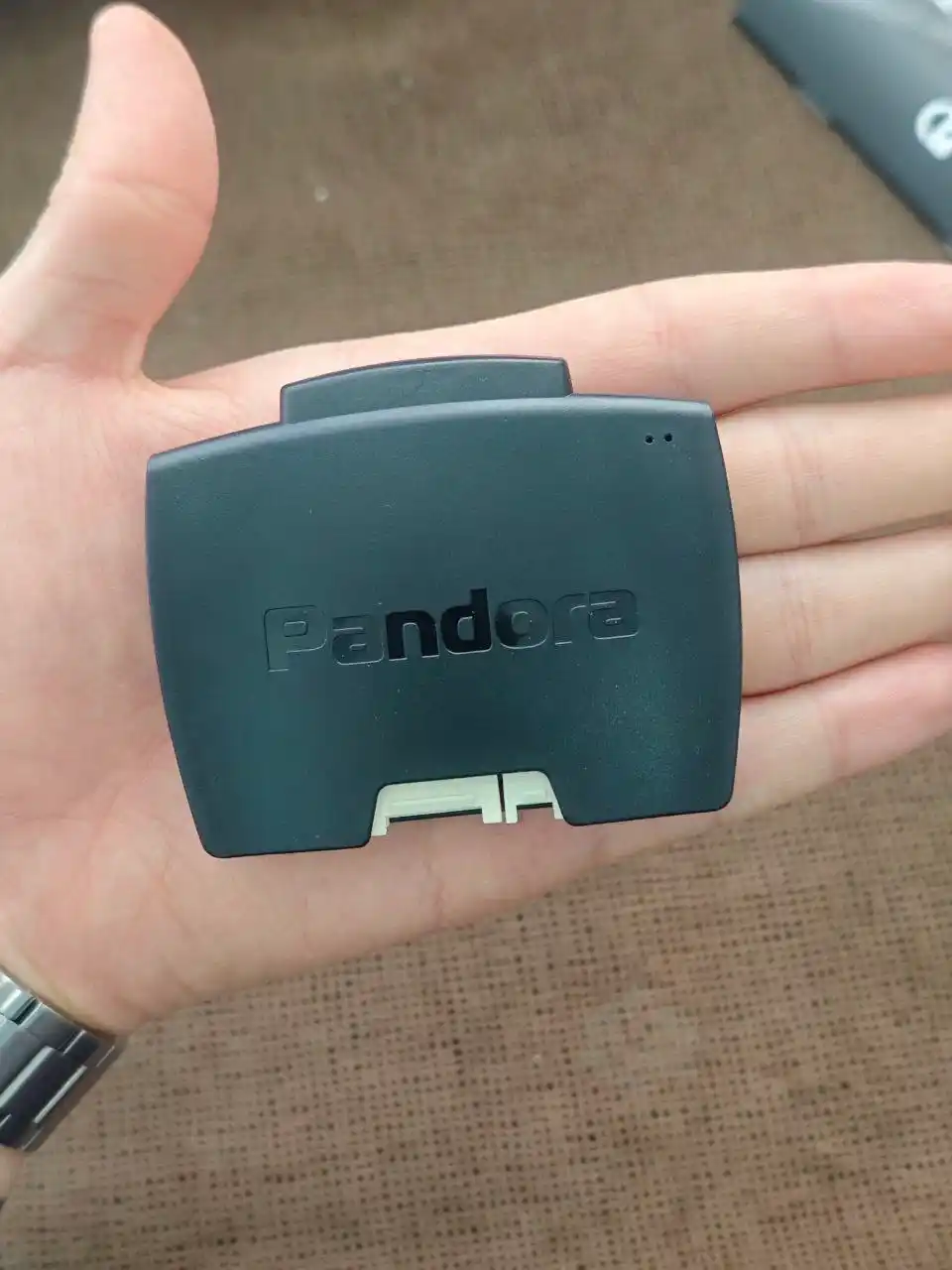Автосигнализация Pandora VX-4G GPS V3