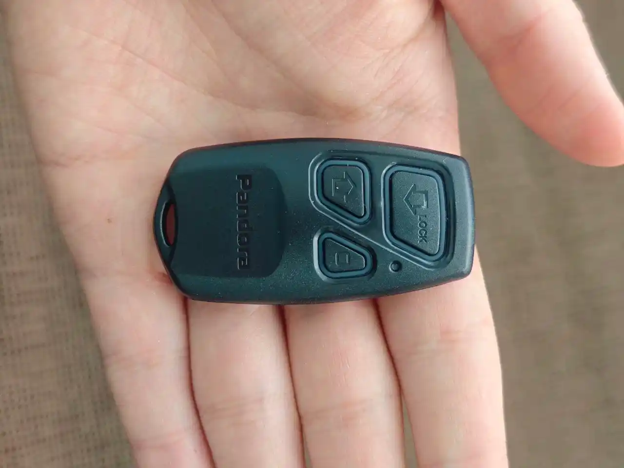 Автосигнализация Pandora VX-4G GPS V3