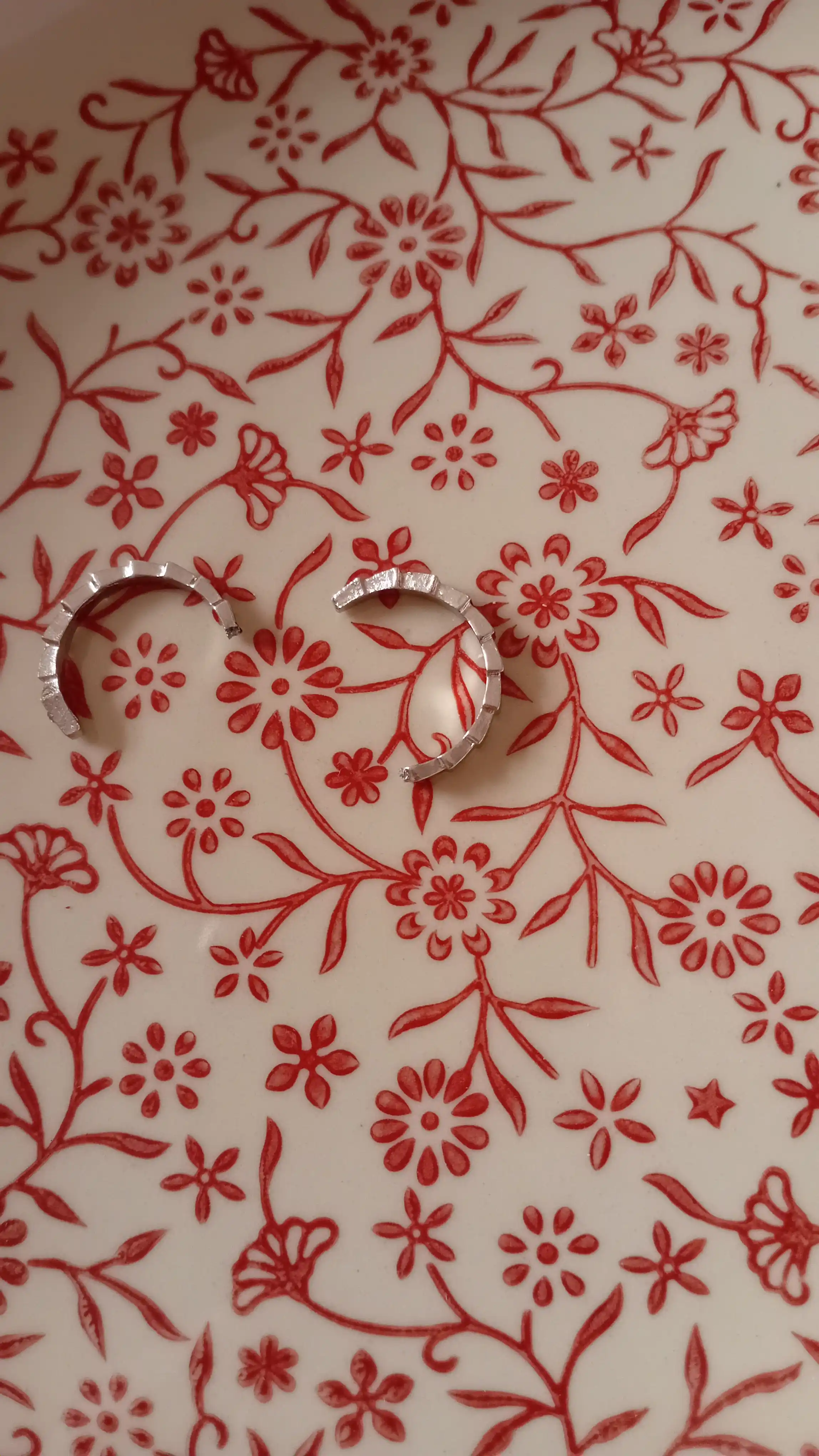 Snake ayollar uzugi, moslashuvchan o'lcham