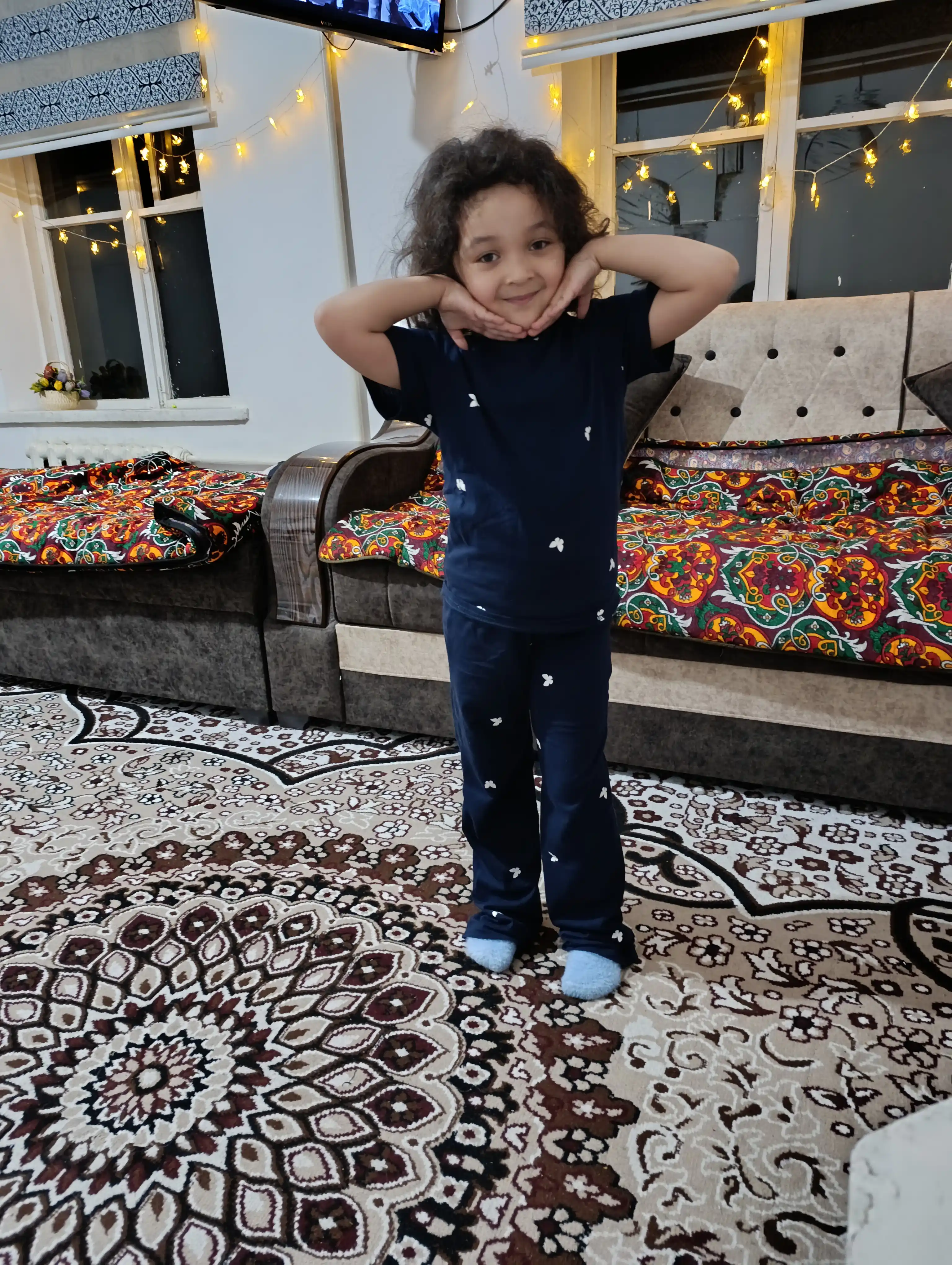 Qizlar uchun bolalar pijamasi, NEO