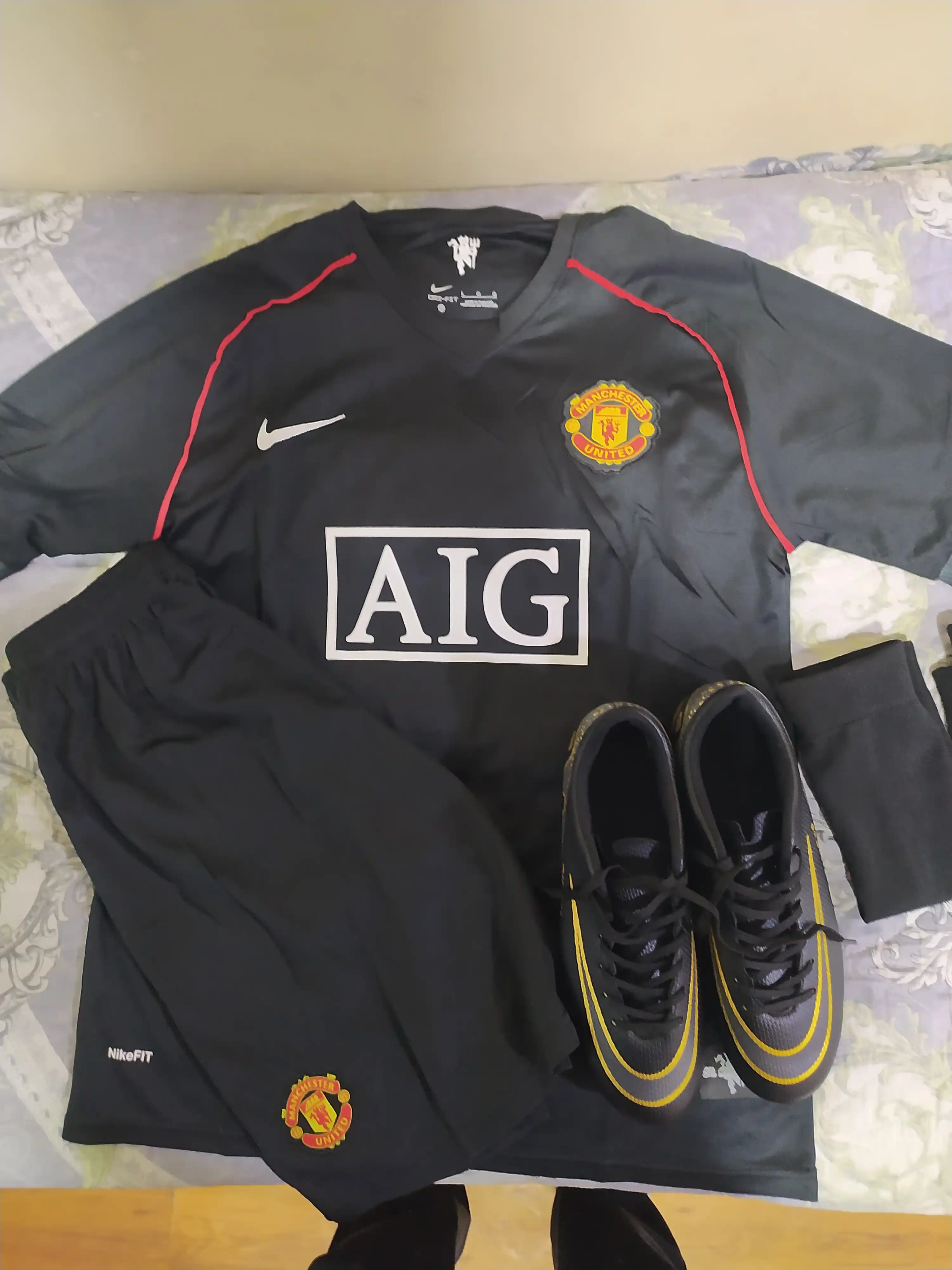 Futbol retro-forma - "Manchester Yunayted 2008", qora rang, yengi kalta, sport kiyim