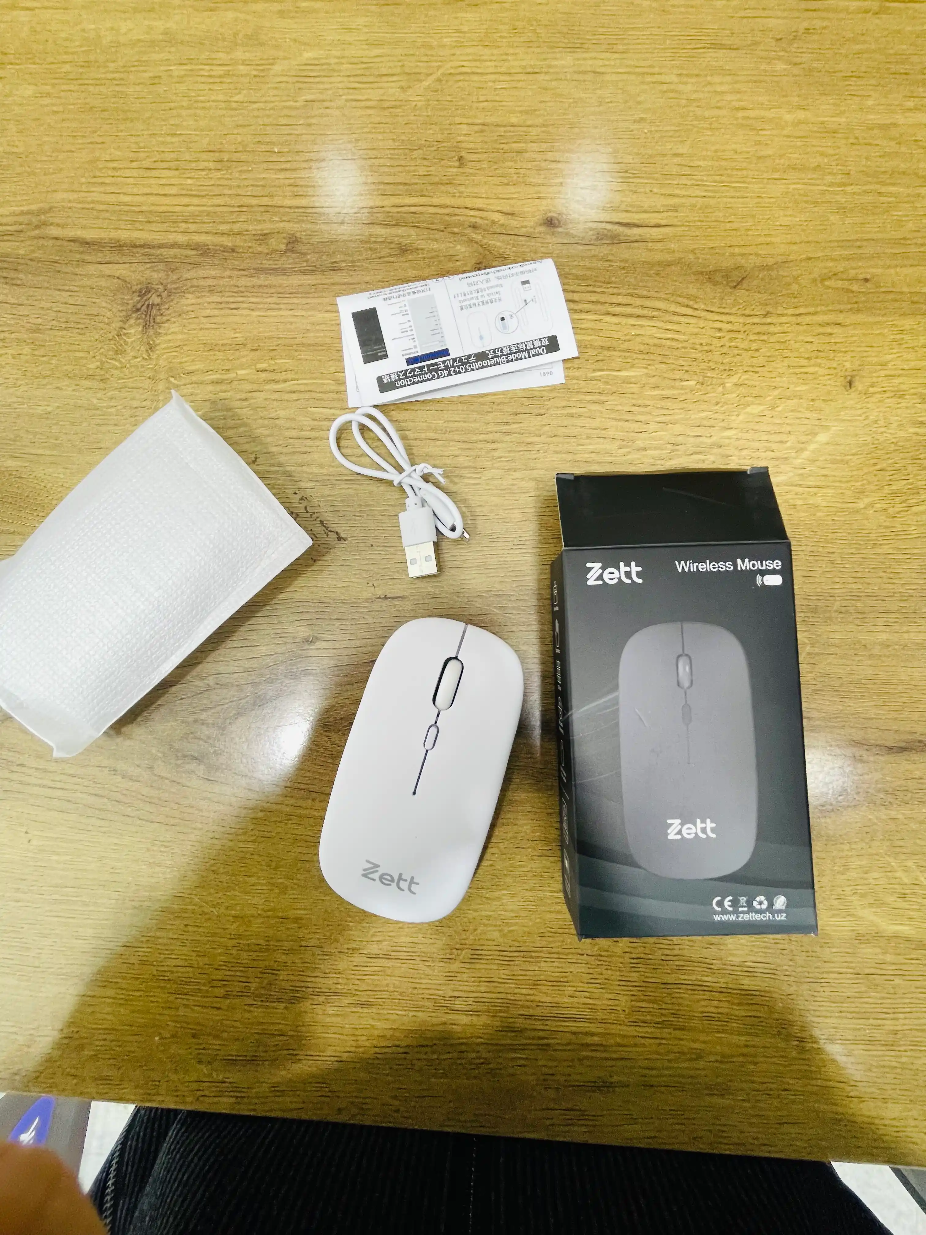 Simsiz kompyuter sichqonchasi, Bluetooth va USB-C bilan