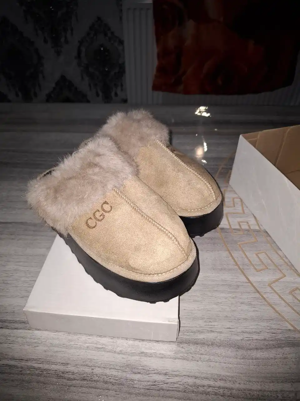 Ayollar shippagi, 36-40 o‘lchamdagi uggi