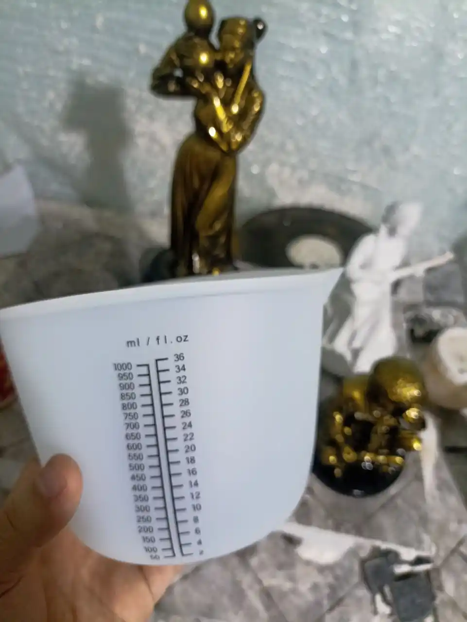 Silikon kosa, gips, beton va epoksid smola aralashtirish uchun idish