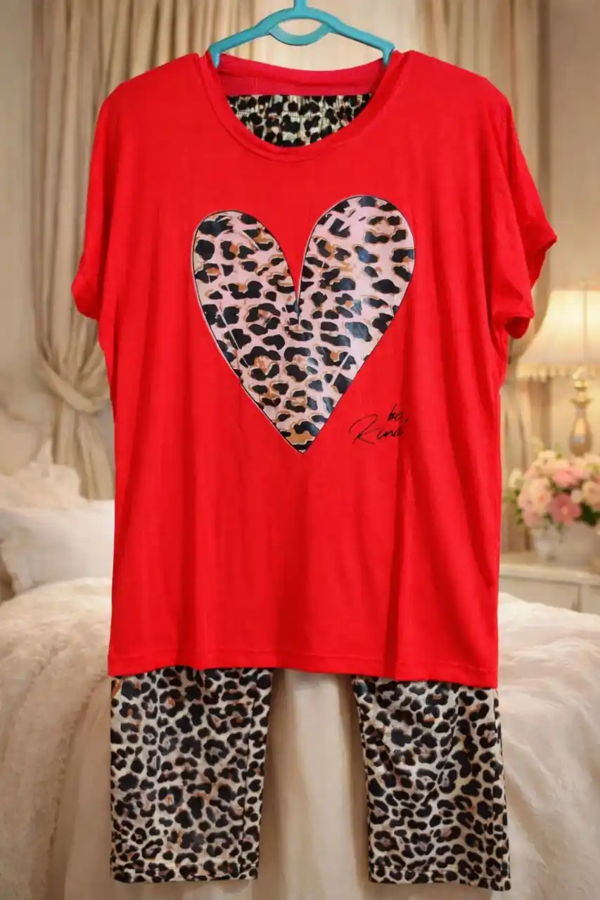 Ayollar uchun uy uchun to'plam, 3 tasi 1 da pijama, razmer standart 46-48-50-52, viskoza
