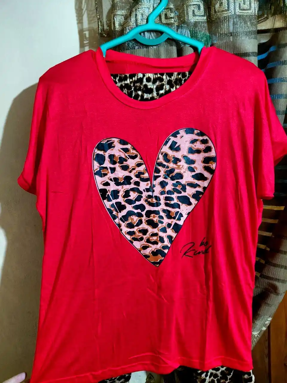 Ayollar uchun uy uchun to'plam, 3 tasi 1 da pijama, razmer standart 46-48-50-52, viskoza