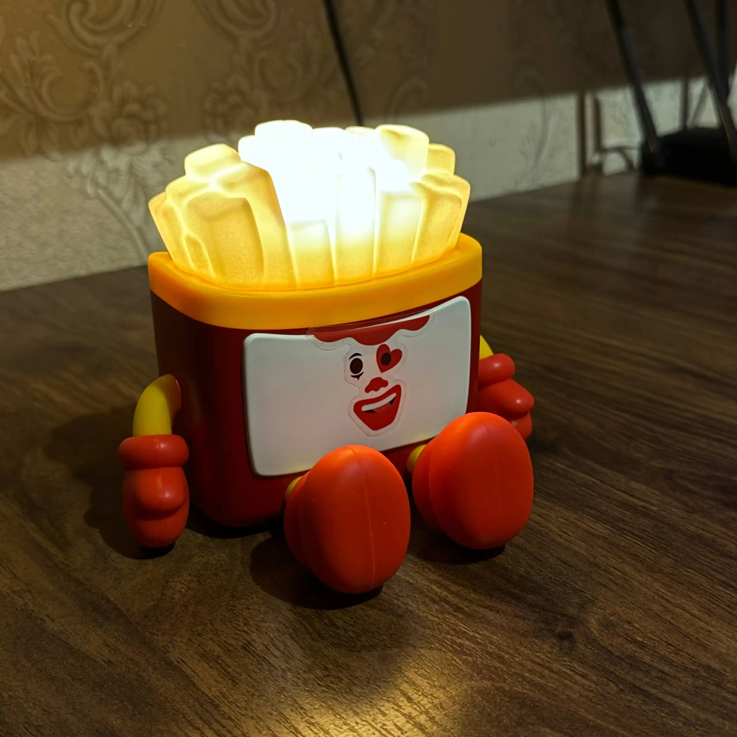 Tungi kartoshka-fri USB chiroq yumshoq yorug‘lik lampasi va telefon uchun taglik