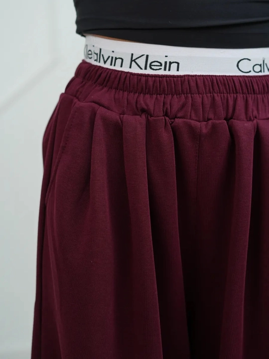 Ayollar va erkaklar sport shimlari, shalvar, triko, unisex Сalvin klein, standart o'lcham