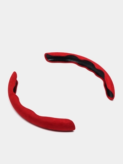 Красный