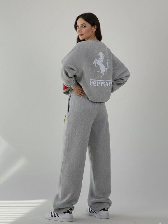 Ayollar sport kostyumi, 2 tasi 1 da - kapyushonli xudi + joggerlar, katta o‘lchamli