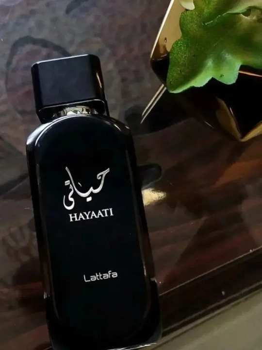 Atir Lattafa Hayaati erkaklar parfyumi – yog‘ochli va ziravorli notalarga ega arab atiri