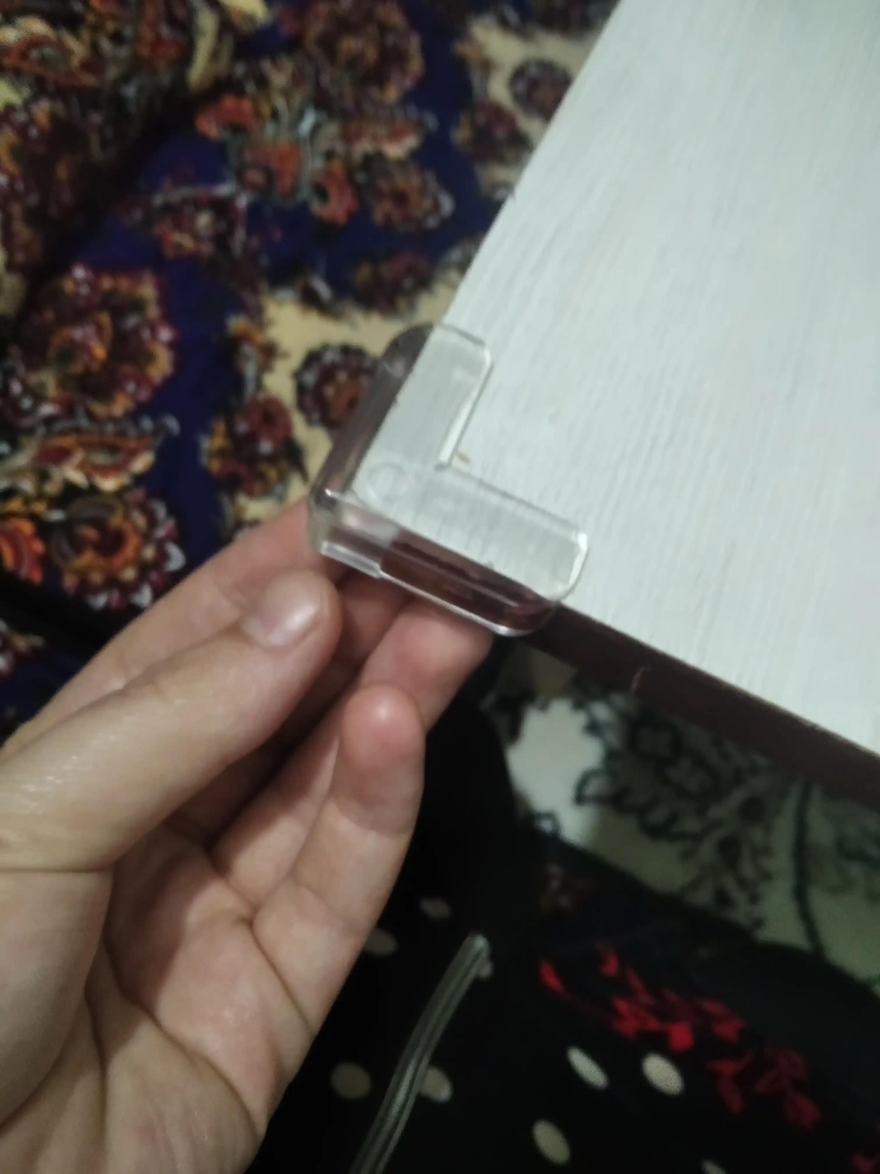 Stol burchaklari uchun silikon qoplamalar, mebel uchun himoya burchaklar, 4 dona