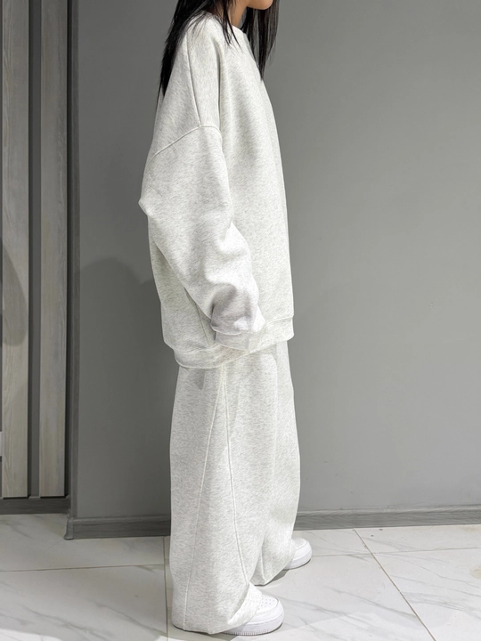 Вazaviy svitshot, standart o‘lcham M–XL