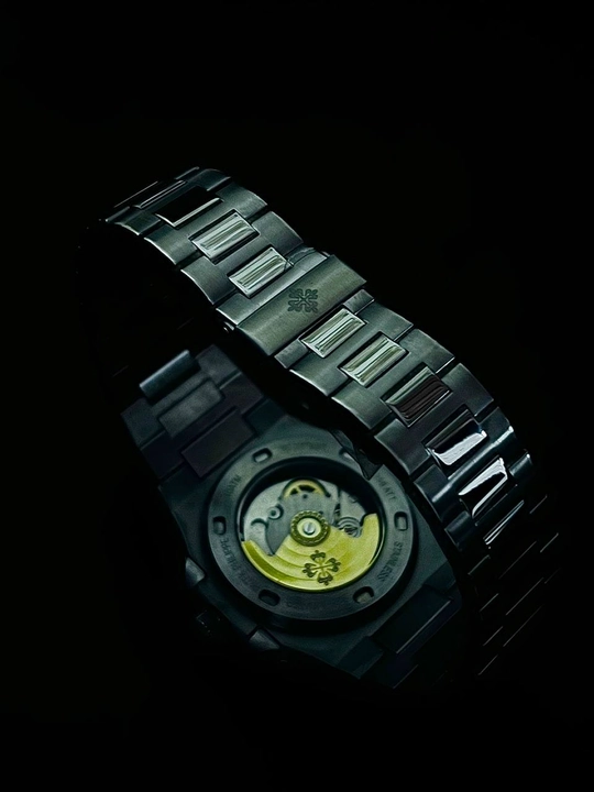 Patek Philippe Nautilus с зелёным циферблатом
