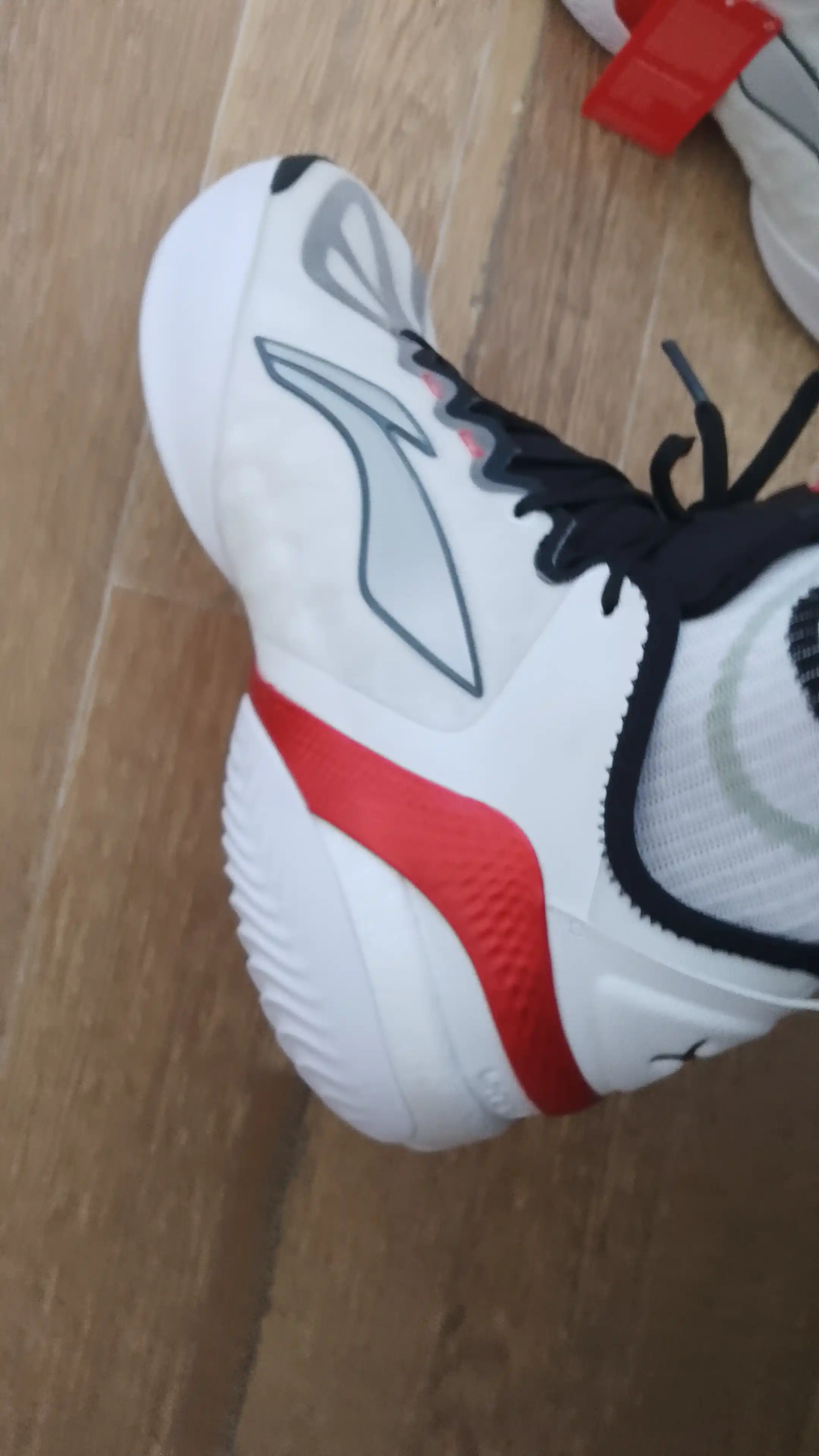 Баскетбольные мужские кроссовки Li-Ning