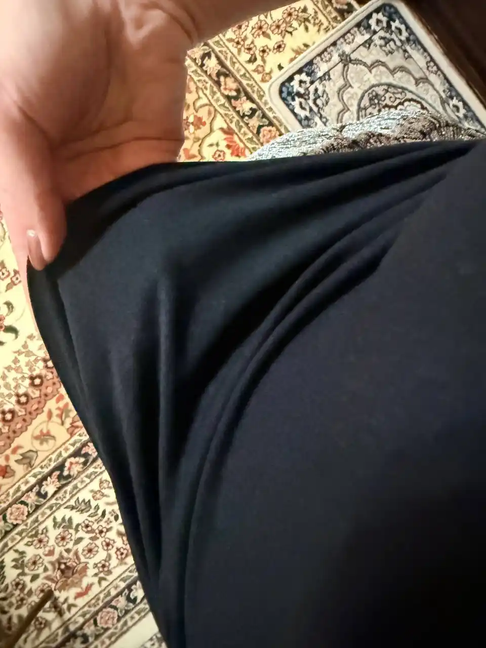 Ayollar topi chashkali olinadigan, mayka, pidjak va kardigan ostidagi yopishqoq top