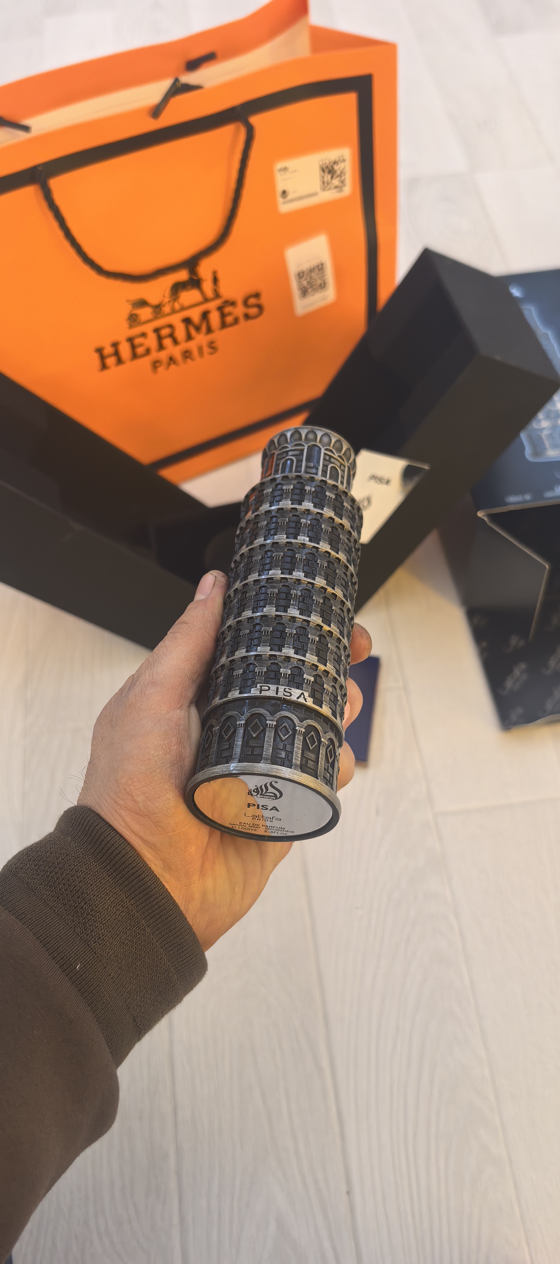 Lattafa Pisa arab parfumlangan suvi