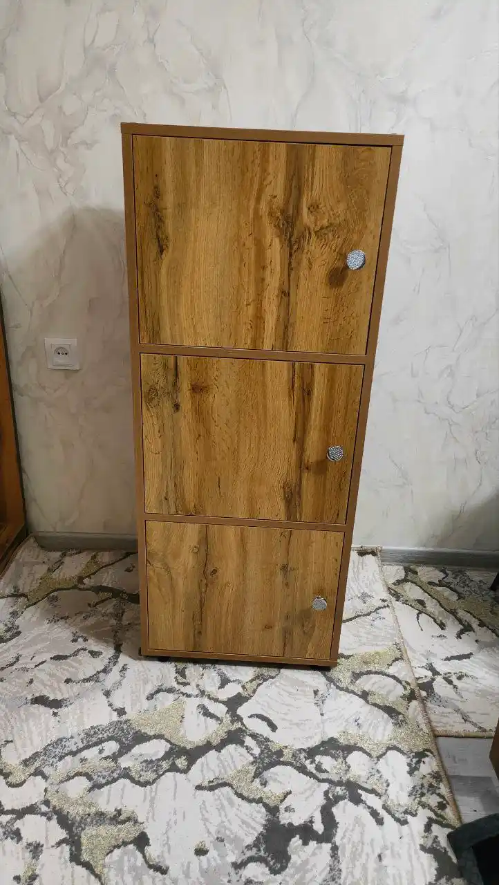 Универсальный шкаф для дома и офиса 110*30*45