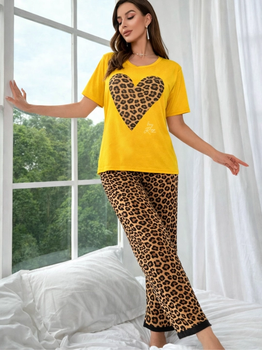 Ayollar uchun uy uchun to'plam, 3 tasi 1 da pijama, razmer standart 46-48-50-52, viskoza
