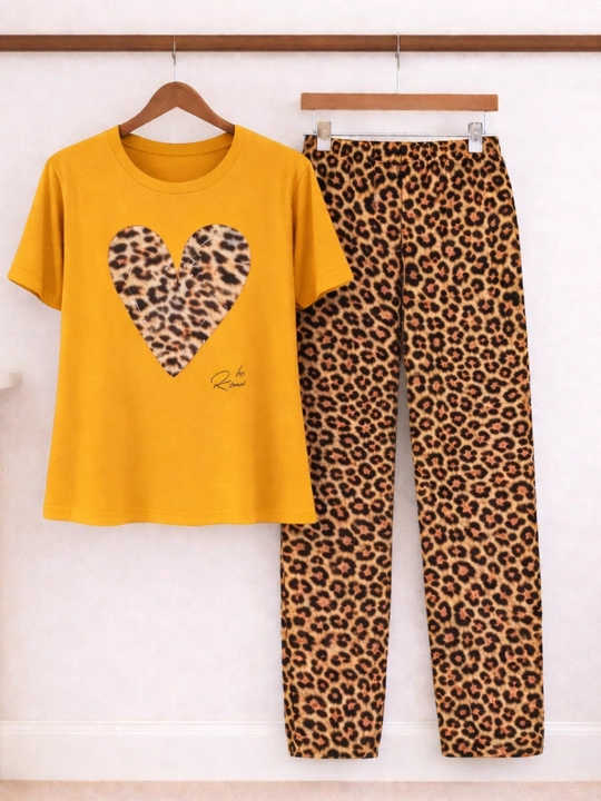 Ayollar uchun uy uchun to'plam, 3 tasi 1 da pijama, razmer standart 46-48-50-52, viskoza