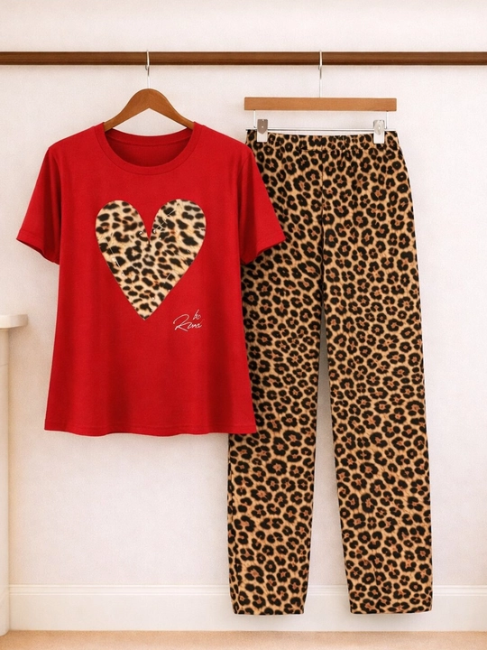 Ayollar uchun uy uchun to'plam, 3 tasi 1 da pijama, razmer standart 46-48-50-52, viskoza