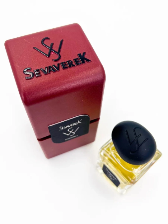 Parfyumlangan suv Sevaverek Moskow №5502 Molecules Escentric 02 , unisekc ,50ml