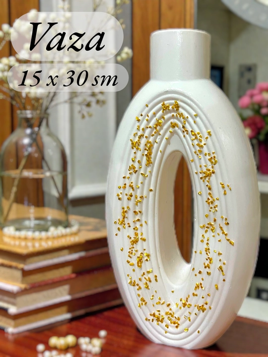 Sun'iy va quritilgan gullar uchun guldonlar, o'lchami 15 x 30 sm (gulsiz )