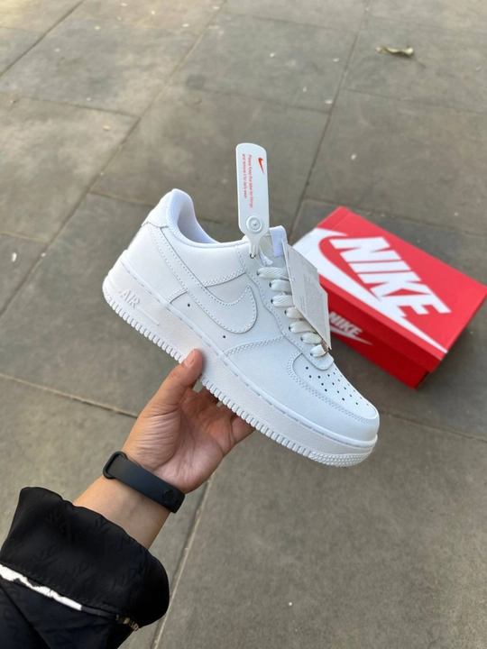 Nike Air Force 1 oq krasovkalar erkaklar uchun, sport krasofka| sovga: oq paypoq + karobka