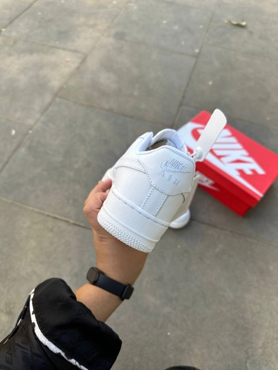 Nike Air Force 1 oq krasovkalar erkaklar uchun, sport krasofka| sovga: oq paypoq + karobka