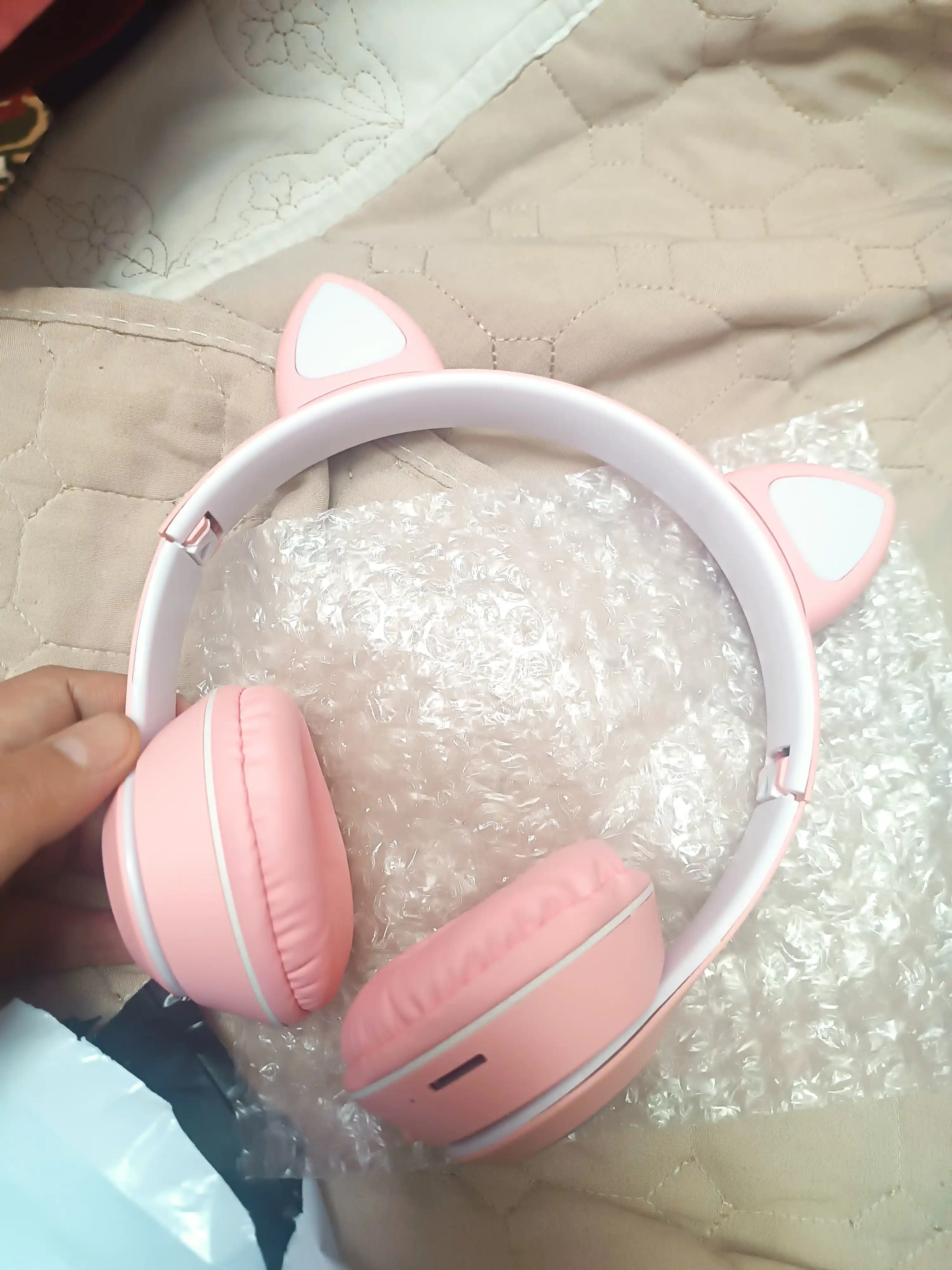 Simsiz quloqchin Cat Ear, yonadigan mushuk quloqlari bilan, Bluetooth