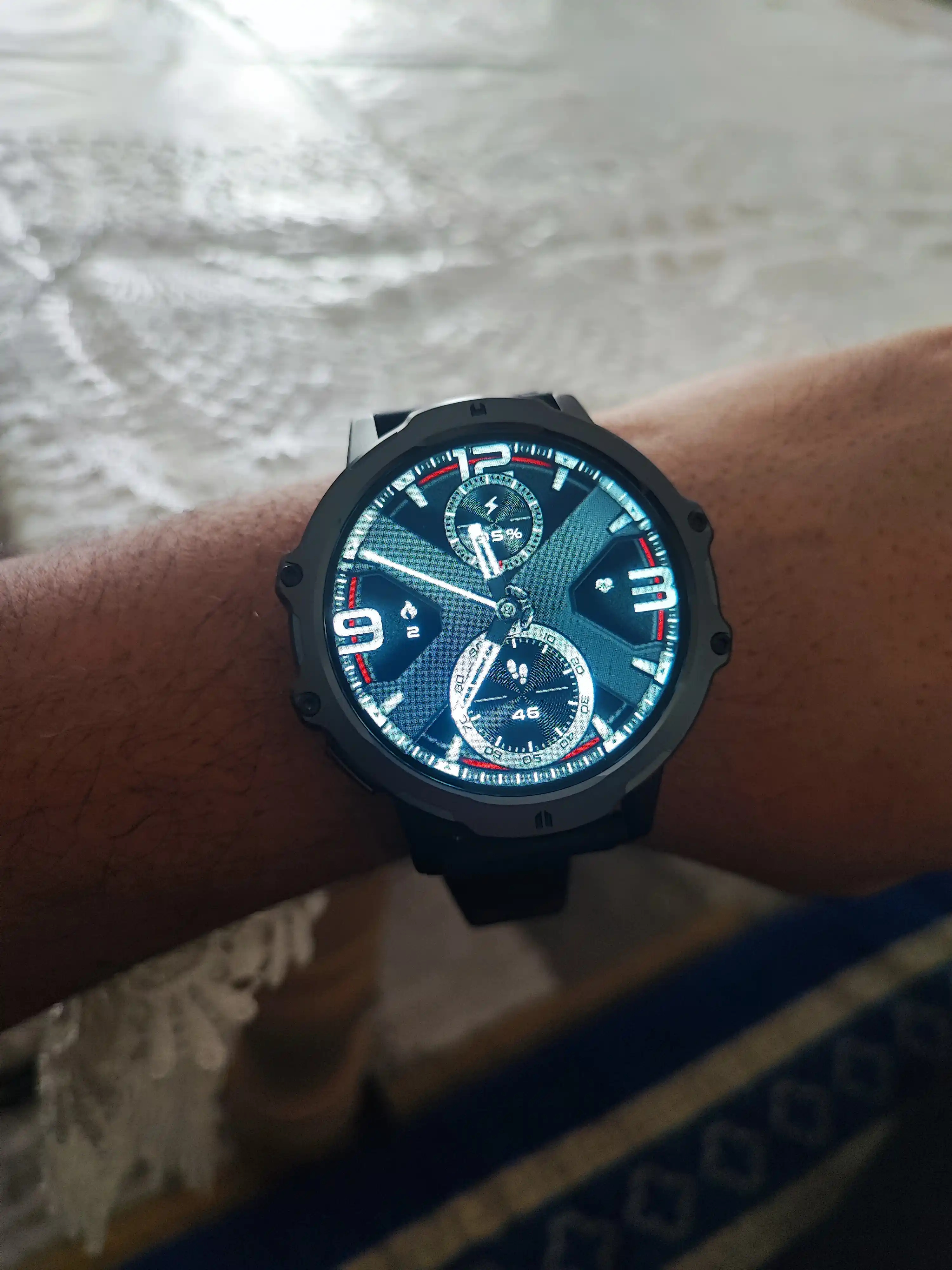 Sport Smart Soat – Rugged dizayn, katta ekran, yurak urishi va qadam o‘lchash