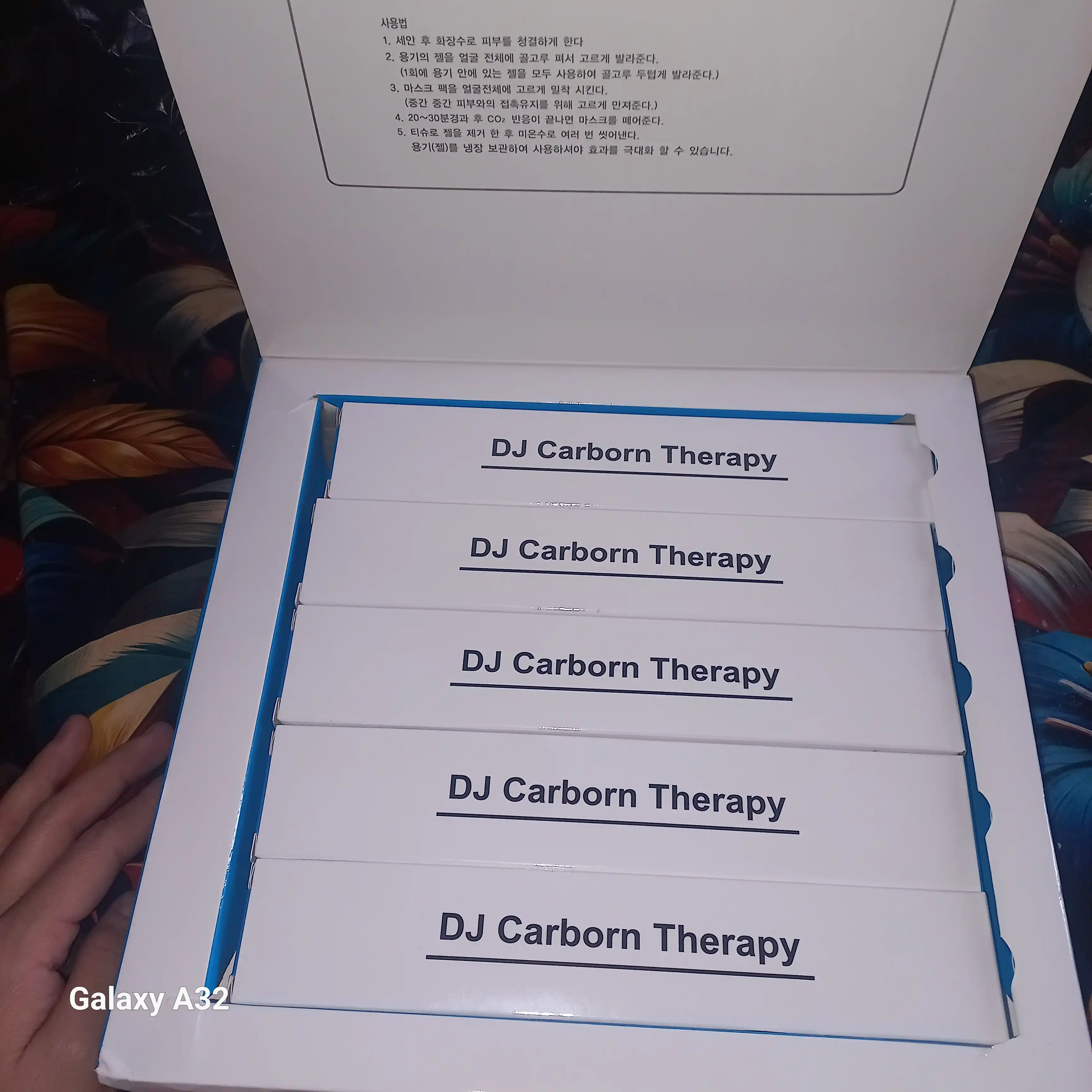 DJ Carborn Therapy - карбокситерапия корейский набор по уходу за лицом: гель + маска