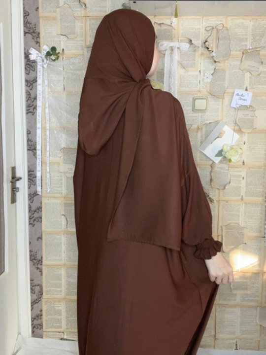 Ayollar uchun namoz kiyimi – matosi xebe belmando, abaya, nafis va yopiq ibodat libosi